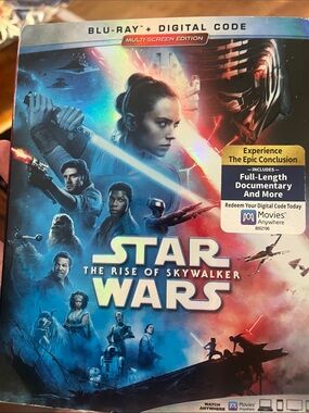 Star Wars: The Rise of Skywalker (Blu-ray + Digital Code) - Blue/Cyan